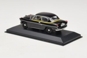 Borgward Isabella Táxi Preto Minichamps 1:43 400096095 Metal - imagem 3 de 5