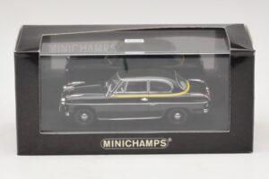 Borgward Isabella Táxi Preto Minichamps 1:43 400096095 Metal - imagem 5 de 5