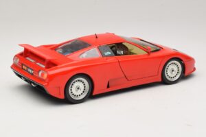 Bugatti EB110 Vermelho Bburago 1:18 3055-P1 Metal - imagem 3 de 8