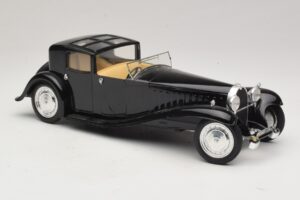 Bugatti Royale Preto Solido 1:18 8001 Metal - imagem 4 de 6
