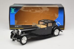 Bugatti Royale Preto Solido 1:18 8001 Metal - imagem 6 de 6