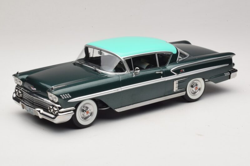 Chevrolet Bel Air Impala Coupe Verde Escuro Metálico & Verde KK-Scale 1:18 KKDC181594 Metal