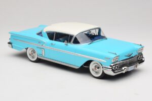 Chevrolet Bel Air Impala Coupe Turquesa & Creme KK-Scale 1:18 KKDC181593 Metal - imagem 4 de 6