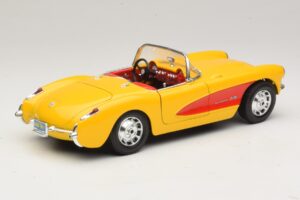 Chevrolet Corvette C1 Descapotável Amarelo Vermelho Bburago 1:18 3034-M2 Metal - imagem 3 de 8