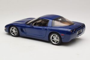 Chevrolet Corvette C5 Commemorative Edition Azul AUTOart 1:18 71157 Metal - imagem 8 de 9
