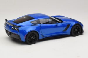 Chevrolet Corvette C7 Z06 Laguna Blue Tintcoat AUTOart 1:18 71265 Compósito - imagem 3 de 8