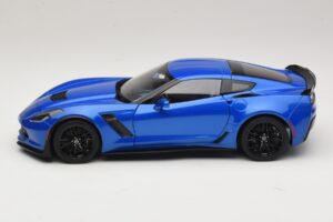 Chevrolet Corvette C7 Z06 Laguna Blue Tintcoat AUTOart 1:18 71265 Compósito - imagem 4 de 8