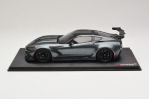 Chevrolet Corvette C7 ZR-1 Shadow Grey Metallic TopSpeed 1:18 TS0148 Resina - imagem 3 de 6