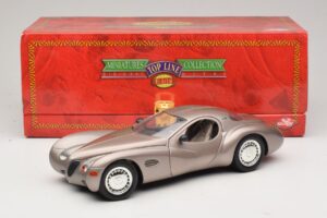 Chrysler Atlantic Beige Guiloy 1:18 68570 Metal - imagem 8 de 8