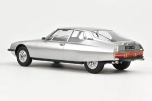 Citroen SM Pearl Grey Norev 1:12 121707 Metal - imagem 2 de 2
