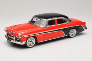 DeSoto Fireflite Sedan Vermelho & Preto KK-Scale 1:18 KKDC181541 Metal