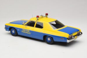 Dodge Monaco New York State Police Amarelo & Azul KK-Scale 1:18 KKDC181156 Metal - imagem 5 de 6