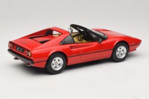 Ferrari 308 GTS Vermelho MCG 1:18 MCG18171 Metal - imagem 2 de 6