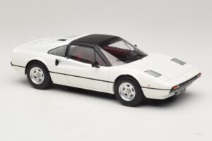 Ferrari 308 GTS Branco MCG 1:18 MCG18664 Metal - imagem 4 de 6