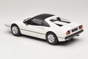 Ferrari 308 GTS Branco MCG 1:18 MCG18664 Metal - imagem 5 de 6