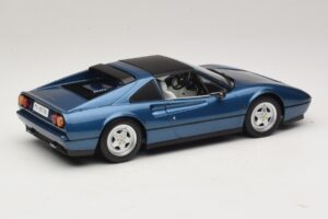 Ferrari 328 GTS Azul Metálico KK-Scale 1:18 KKDC180553 Metal - imagem 3 de 7