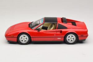 Ferrari 328 GTS Versão US Vermelho Beverly Hills Cop II Com Interior Bege KK-Scale 1:18 KKDC181701 Metal - imagem 4 de 7