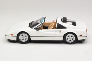 Ferrari 328 GTS US Version Branco KK-Scale 1:18 KKDC181703 Metal - imagem 4 de 7