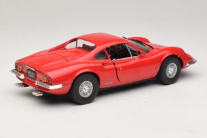 Ferrari Dino 246 Vermelho Majorette 1:18 5271 Metal - imagem 3 de 8