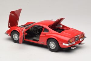 Ferrari Dino 246 Vermelho Majorette 1:18 5271 Metal - imagem 5 de 8