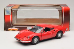 Ferrari Dino 246 Vermelho Majorette 1:18 5271 Metal - imagem 8 de 8