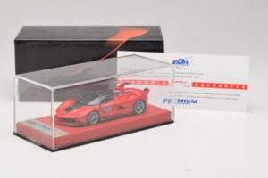 Ferrari FXX K Rosso Corsa #23 BBR 1:43 BBRC175NPRE Metal - imagem 6 de 6