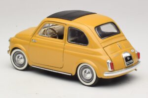 Fiat 500 Amarelo Solido 1:18 8042 Metal - imagem 7 de 8