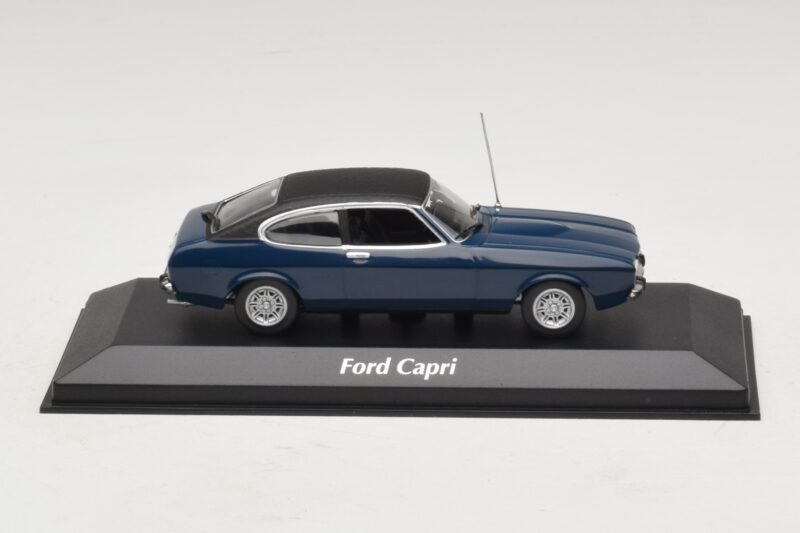 Ford Capri II Azul Escuro Maxichamps 1:43 940081201 Metal