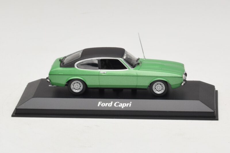 Ford Capri II Verde Metálico Maxichamps 1:43 940081200 Metal
