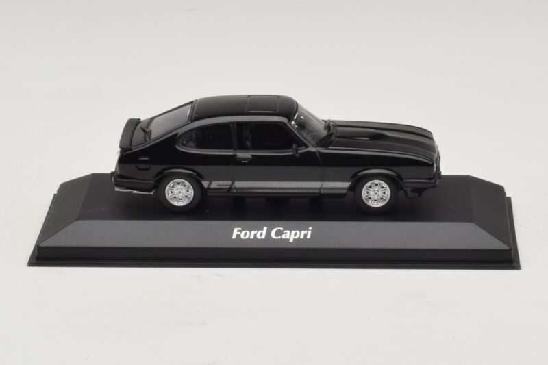 Ford Capri III Preto Maxichamps 1:43 940082220 Diecast