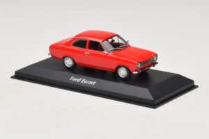Ford Escort Mk1 Vermelho Maxichamps 1:43 940081001 Metal - imagem 3 de 5