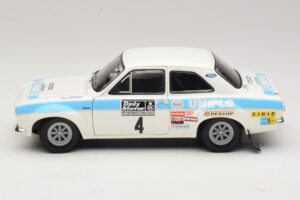 Ford Escort Mk1 RS1600 #4 R. Clark / T. Mason Winners RAC Rally 1972 Minichamps 1:18 100728104 Metal - imagem 4 de 8