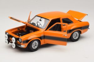 Ford Escort Mk1 RS1600 AVO Laranja Com Riscas Pretas Minichamps 1:18 100688104 Metal - imagem 2 de 8