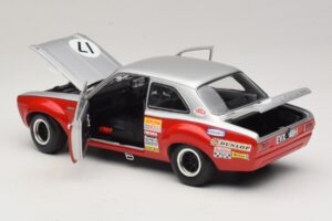 Ford Escort Mk1 TC #17 Stewart / C. Craft RAC Tourist Trophy Silverstone 1970 Minichamps 1:18 100708117 Metal - imagem 5 de 8