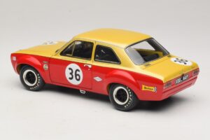 Ford Escort Mk1 TC #36 F. Gardner / D. Glemser Grand Prix der Tourenwagen 1968 Minichamps 1:18 100688136 Metal - imagem 7 de 8