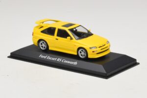 Ford Escort RS Cosworth Amarelo Maxichamps 1:43 940082101 Metal - imagem 3 de 5