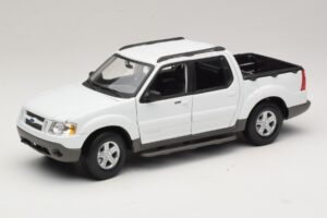 Ford Explorer Sport Trac Branco Maisto 1:18 36891 Metal