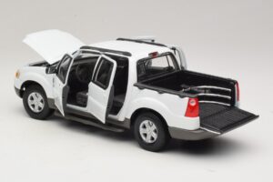 Ford Explorer Sport Trac Branco Maisto 1:18 36891 Metal - imagem 5 de 8