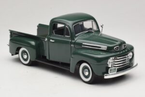 Ford F-1 Verde Road Legends 1:18 92218 Metal - imagem 6 de 8