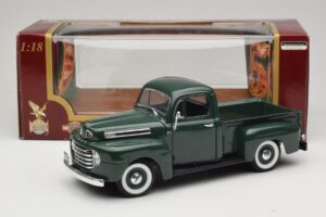 Ford F-1 Verde Road Legends 1:18 92218 Metal - imagem 8 de 8
