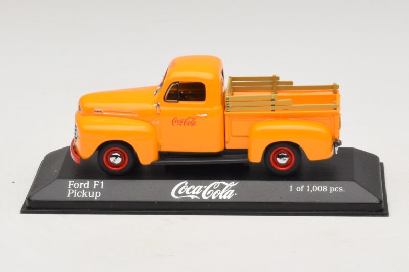Ford F1 Coca-Cola Minichamps 1:43 Ford F1 Coca-Cola Minichamps 1:43 400082062 Metal