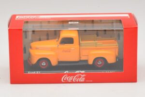 Ford F1 Coca-Cola Minichamps 1:43 400082062 Metal - imagem 5 de 5