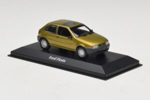 Ford Fiesta Mk4 Dourado Maxichamps 1:43 940085060 Metal - imagem 3 de 5