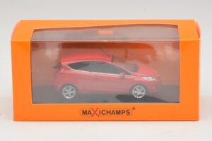 Ford Fiesta Mk7 Vermelho Maxichamps 1:43 940088000 Metal - imagem 5 de 5