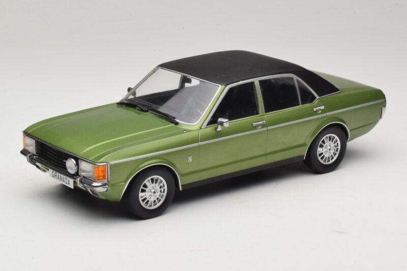 Ford Granada Mk1 Verde Metálico & Preto MCG 1:18 MCG18569 Metal