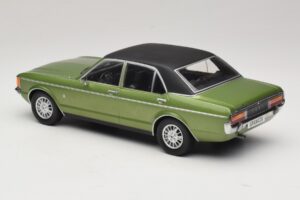 Ford Granada Mk1 Verde Metálico & Preto MCG 1:18 MCG18569 Metal - imagem 5 de 6