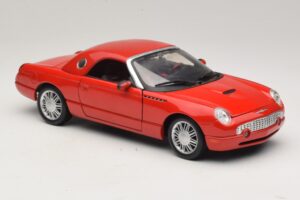 Ford Thunderbird Vermelho Maisto 1:18 31620 Metal - imagem 6 de 8