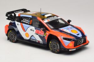 Hyundai i20 N Rally1 #8 O. Tanak / M. Jarveoja Rally Portugal 2025 IXO 1:18 18RMC251A Metal - imagem 4 de 6