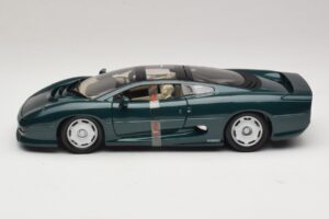 Jaguar XJ220 Verde Metálico Maisto 1:18 31807 Metal - imagem 4 de 8