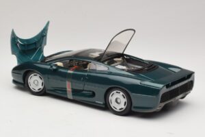 Jaguar XJ220 Verde Metálico Maisto 1:18 31807 Metal - imagem 5 de 8